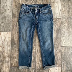 American eagle capri jeans